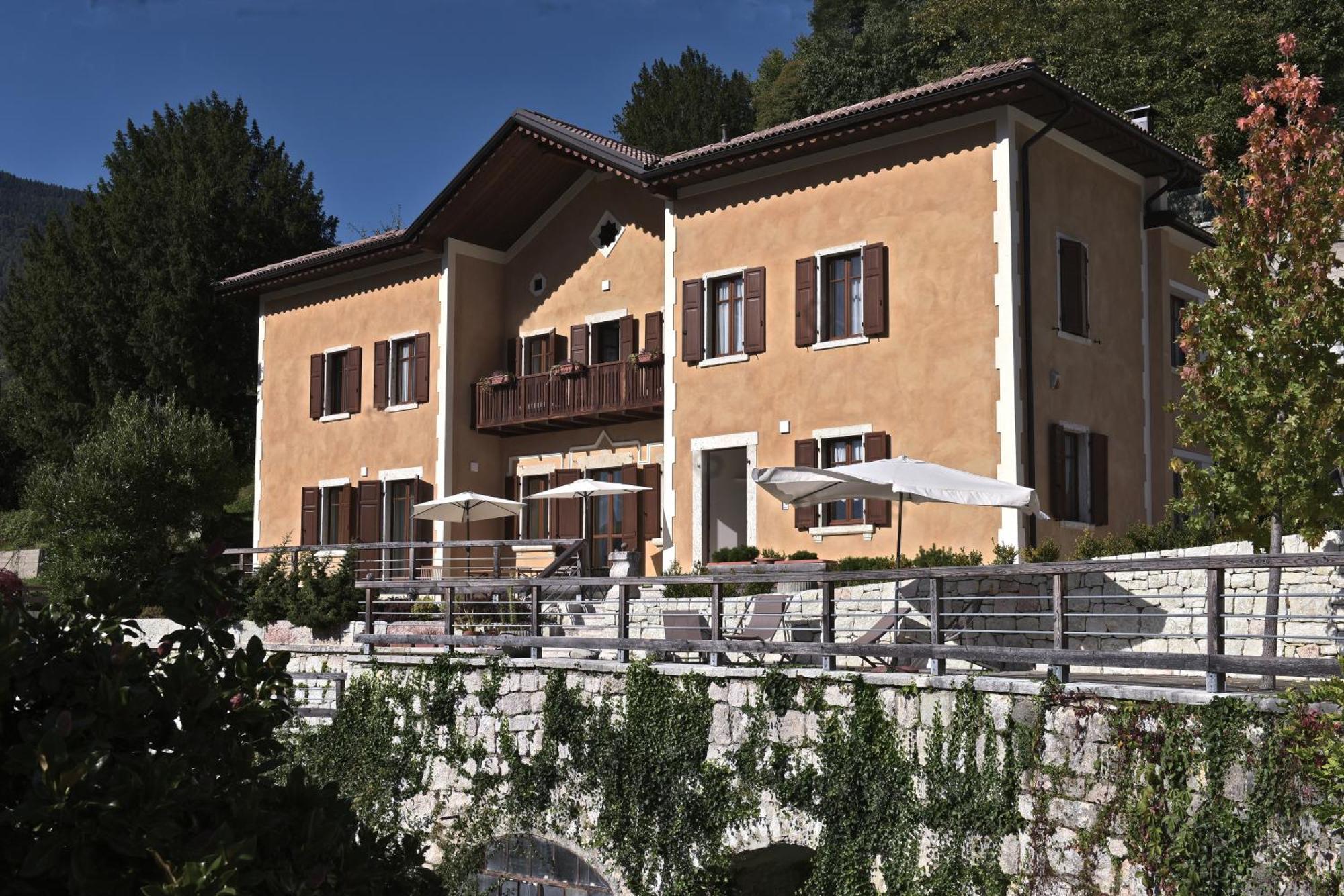 La Villa Degli Orti Borgo Valsugana ภายนอก รูปภาพ